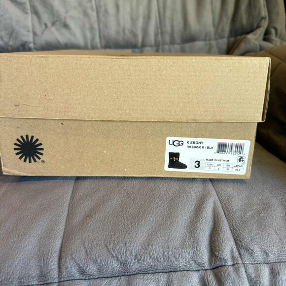 12.13 NIB UGG Keely Black Suede Sheepskin Boots Mid Calf Big Kid Size 3 - Picture 10 of 11